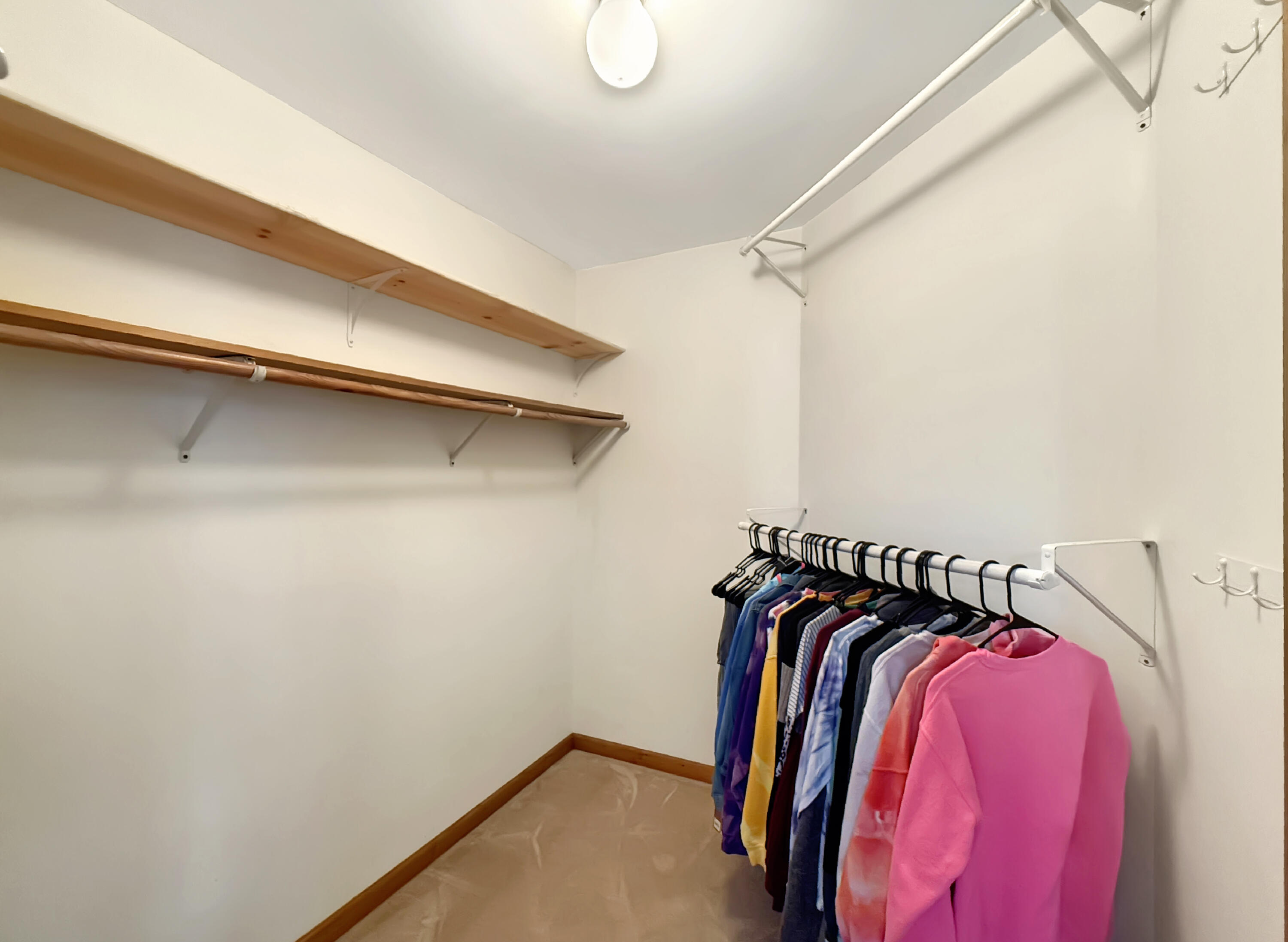 490 West 75 South Valparaiso, IN 46385 - Photo 14 of 39 3000x2195