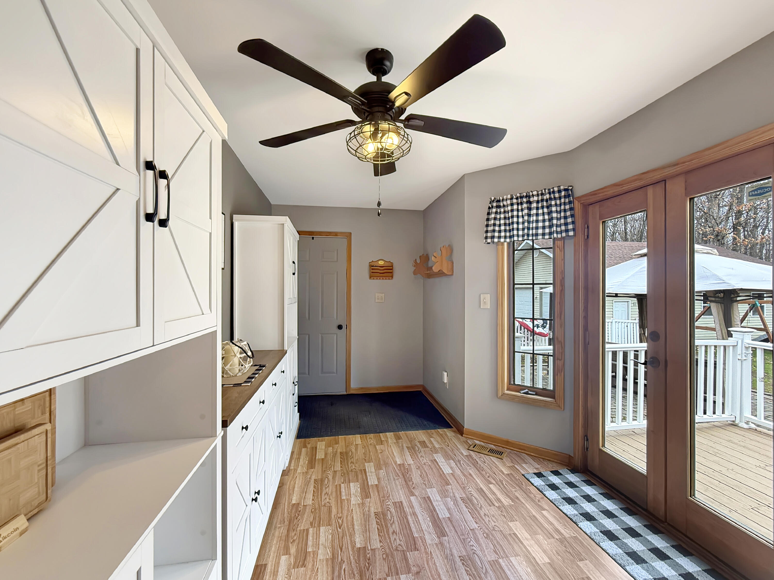 490 West 75 South Valparaiso, IN 46385 - Photo 9 of 39 3000x2249