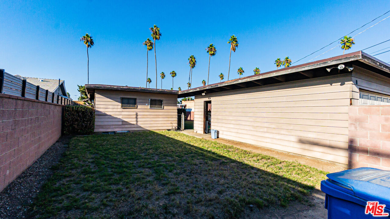 1408 251st Street Harbor City, CA 90710 - Photo 38 of 40 a view of a back yard of the house