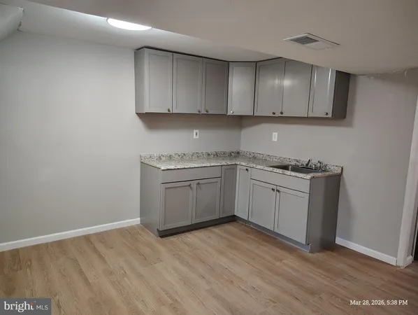 $679,900 | 6312 Indian Run Parkway, Alexandria, VA 22312