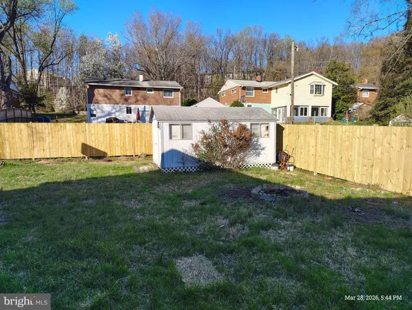 $679,900 | 6312 Indian Run Parkway, Alexandria, VA 22312