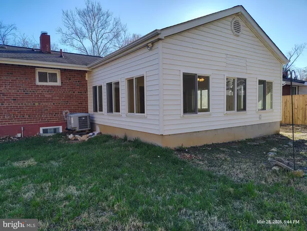 $679,900 | 6312 Indian Run Parkway, Alexandria, VA 22312