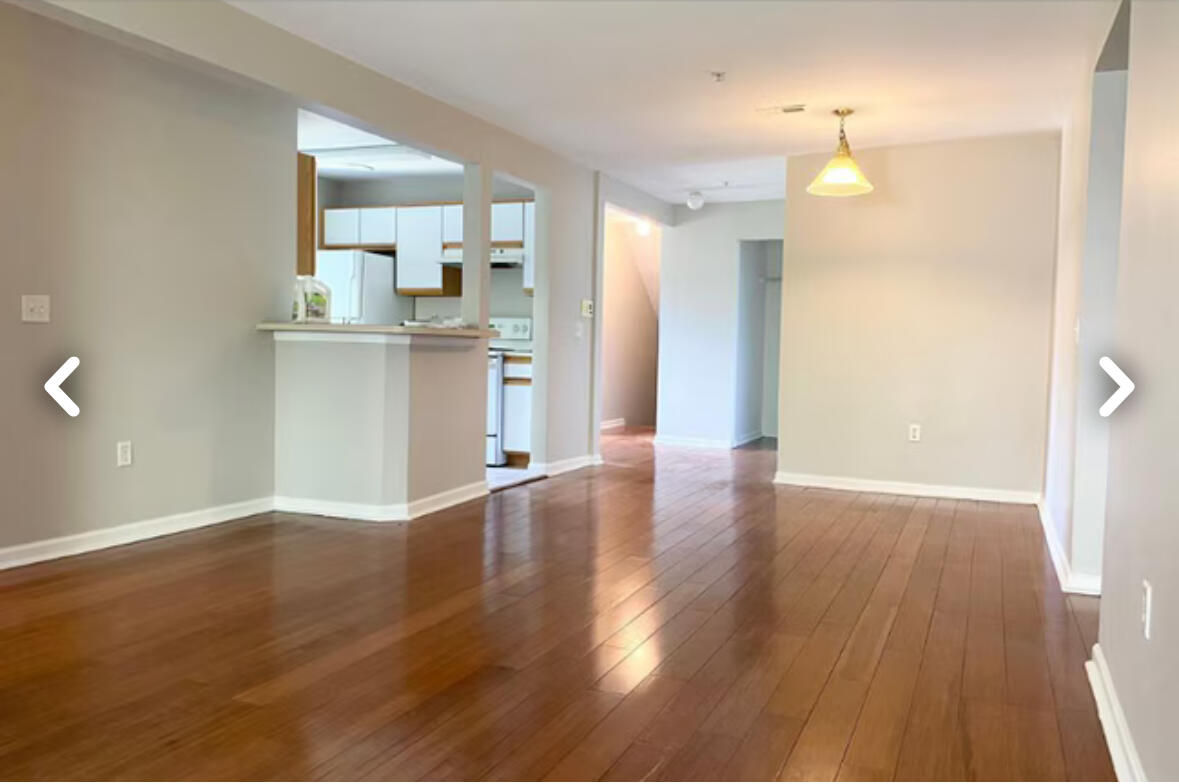 873 Amanda Lane Pontiac, MI 48340 - Photo 8 of 20 living /dining