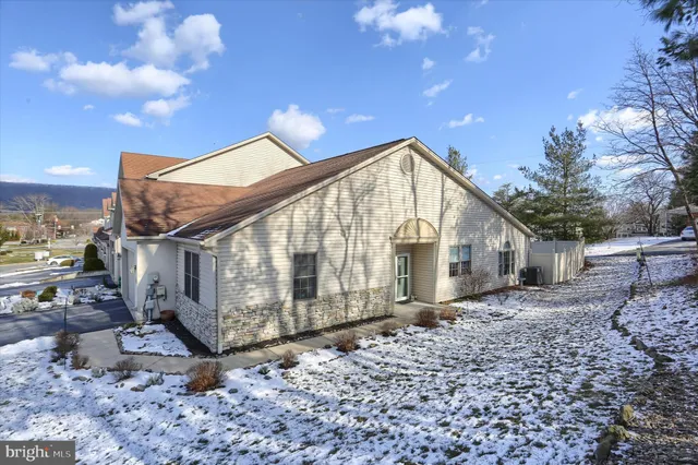 $345,000 | 2163 Bordeaux Court, Harrisburg, PA 17112