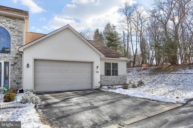 a view of a house with a outdoor space