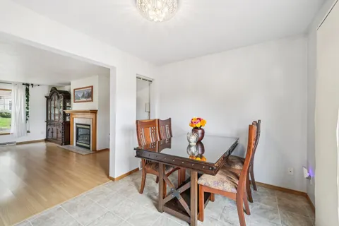 $525,000 | 1218 Jasmine Drive, Madison, WI 53719