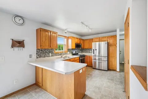 $525,000 | 1218 Jasmine Drive, Madison, WI 53719