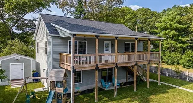 $2,200 | 43 Marine Avenue, Wareham, MA 02576