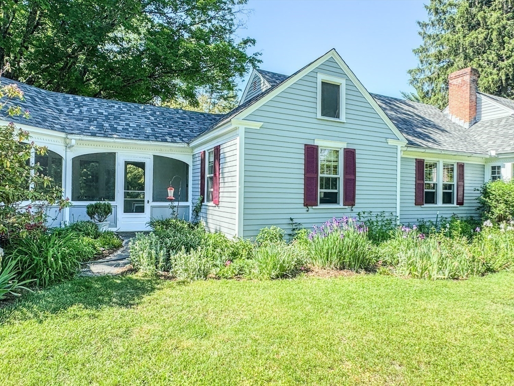 36 Green River Road Greenfield, MA 01301 - Photo 6 of 42