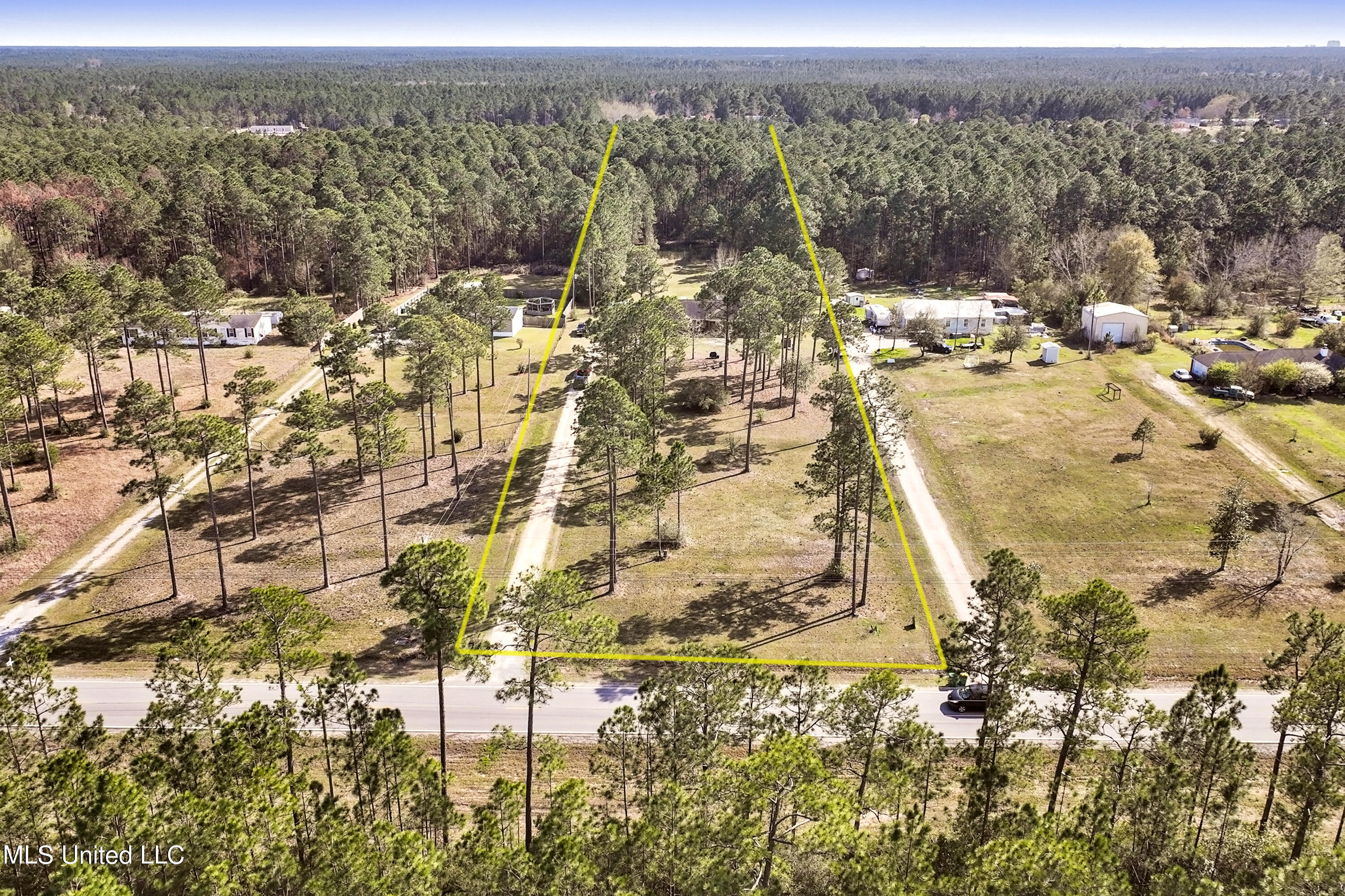 11413 Jim Ramsay Road Vancleave, MS 39565 - Photo 2 of 35 002