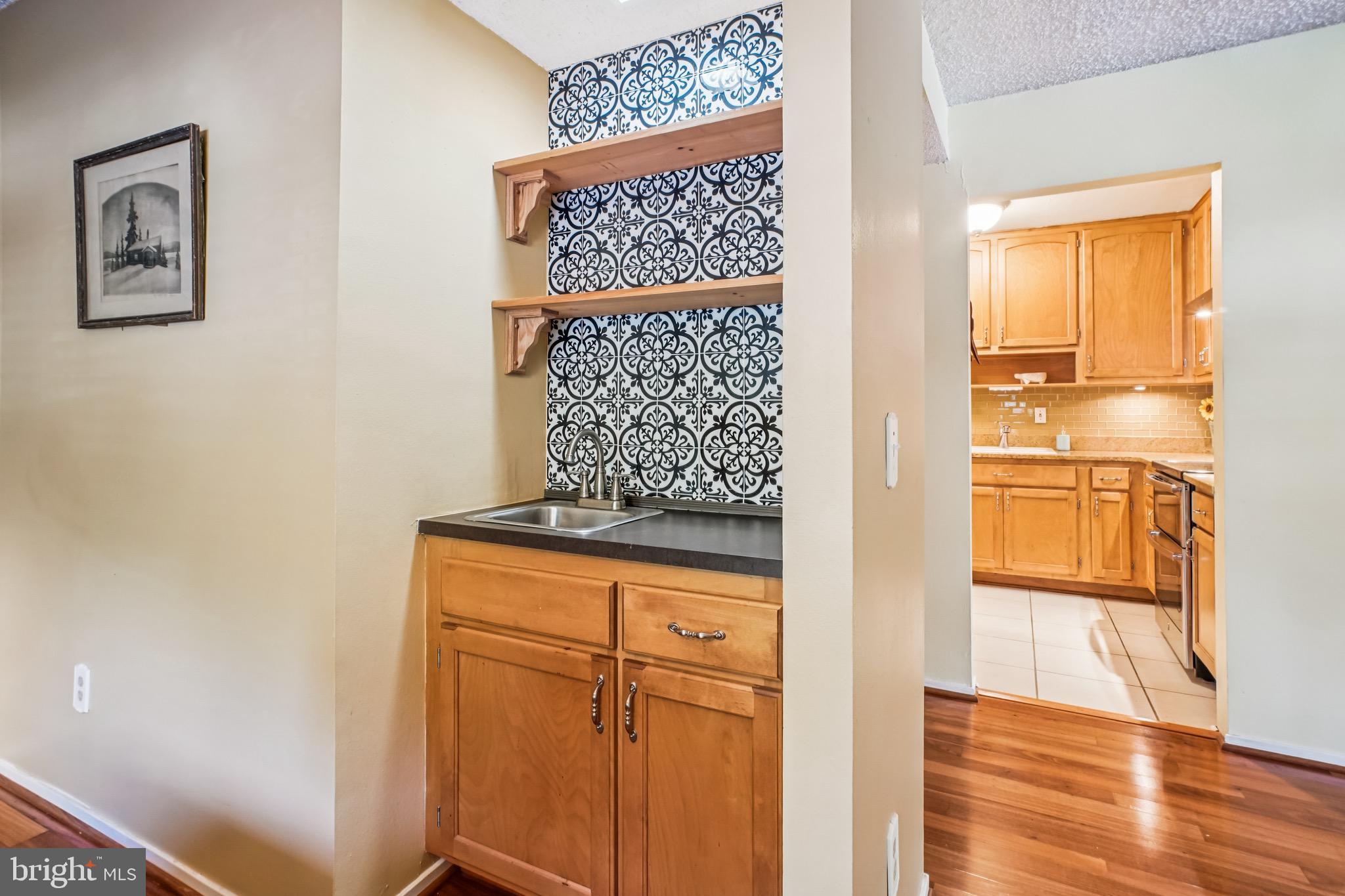 6101 Edsall Road, Unit 402 Alexandria, VA 22304 - Photo 10 of 40 Gallery Image 10