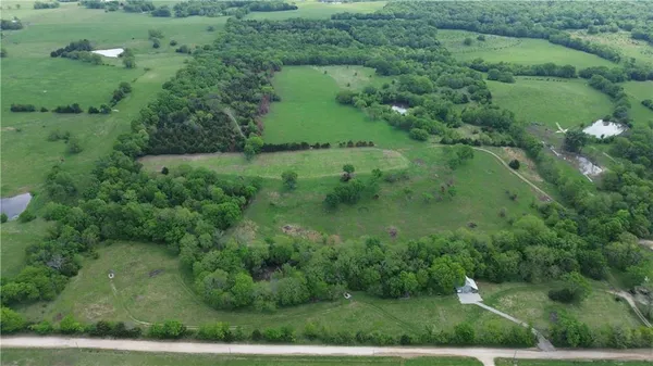 $589,000 | Crescent Hill Road, Paola, KS 66071