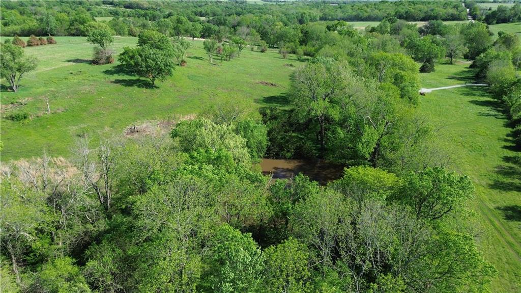 Crescent Hill Road Paola, KS 66071 - Photo 13 of 40