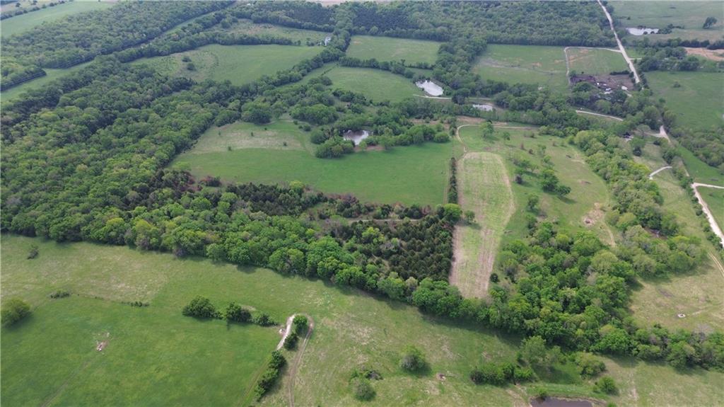 Crescent Hill Road Paola, KS 66071 - Photo 17 of 40