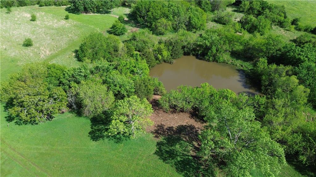 Crescent Hill Road Paola, KS 66071 - Photo 7 of 40