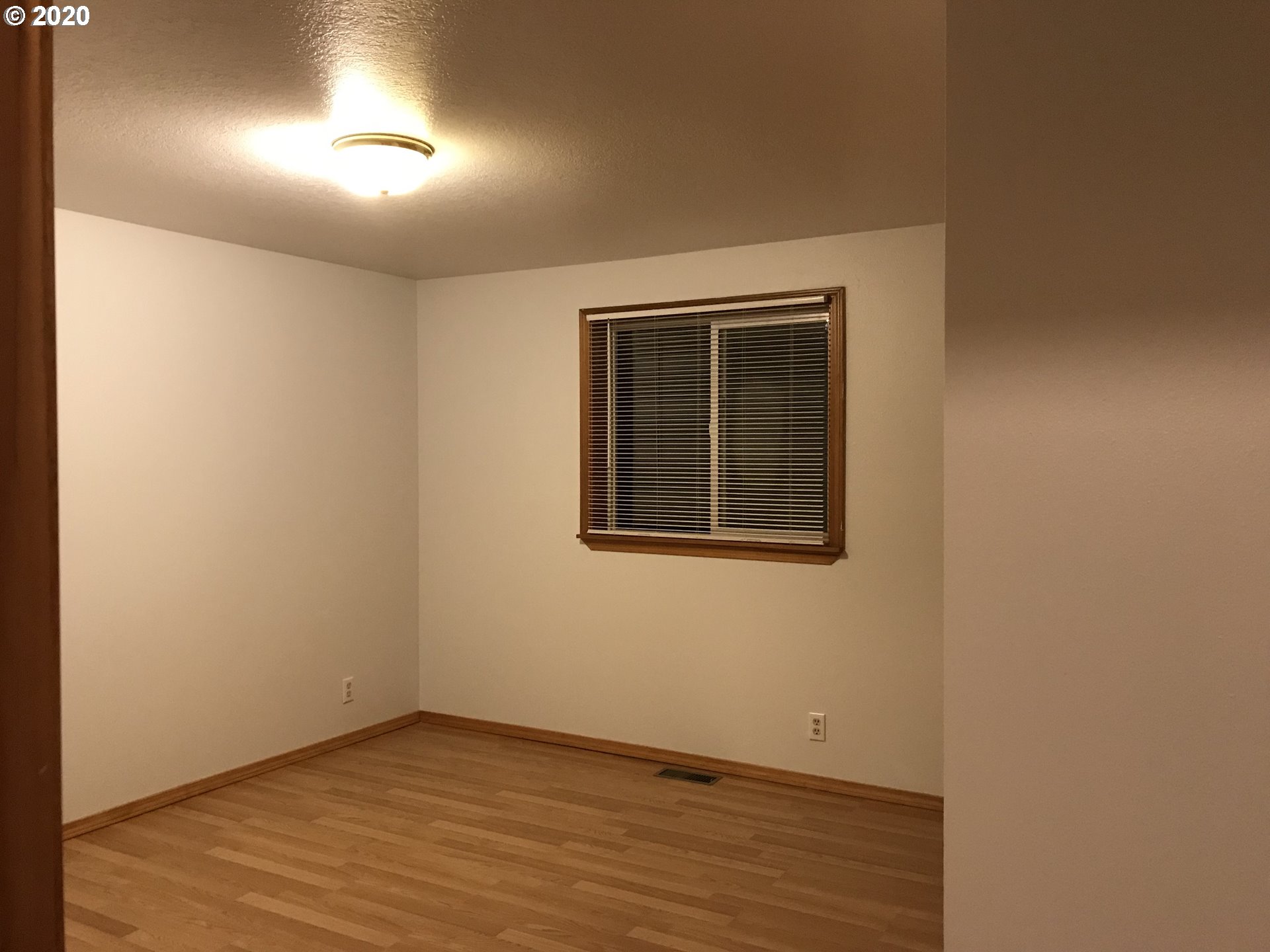 88555 Evers Road Elmira, OR 97437 - Photo 4 of 29 Gallery Image 4