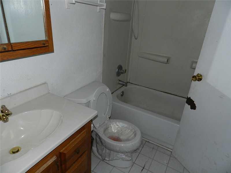 259 Lansdowne Road Indianapolis, IN 46234 - Photo 5 of 7
