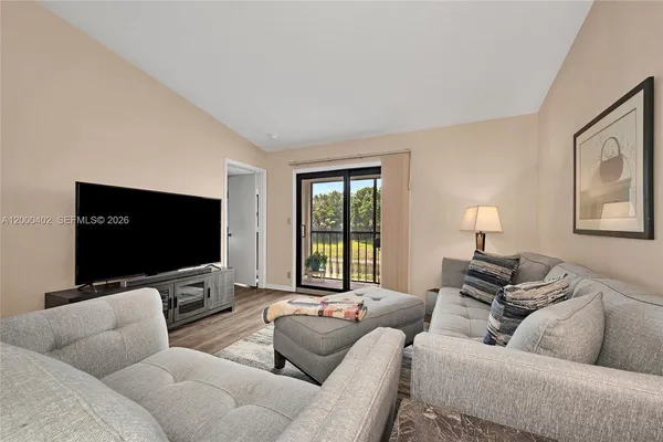 $235,000 | 9449 Boca Cove Circle, Unit 911, Boca Raton, FL 33428