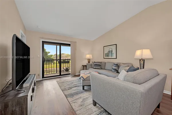 $235,000 | 9449 Boca Cove Circle, Unit 911, Boca Raton, FL 33428