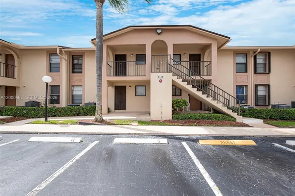 $235,000 | 9449 Boca Cove Circle, Unit 911, Boca Raton, FL 33428