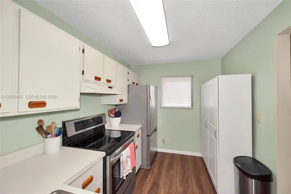 $235,000 | 9449 Boca Cove Circle, Unit 911, Boca Raton, FL 33428