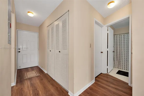 $235,000 | 9449 Boca Cove Circle, Unit 911, Boca Raton, FL 33428