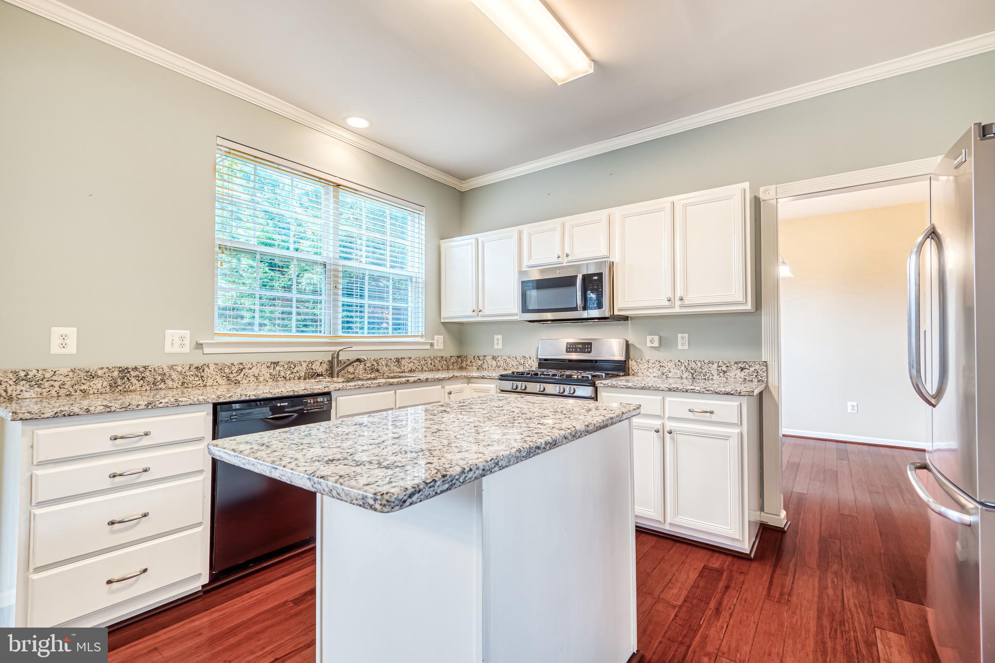 5874 Montgomery Road Elkridge, MD 21075 - Photo 3 of 31 Updated kitchen