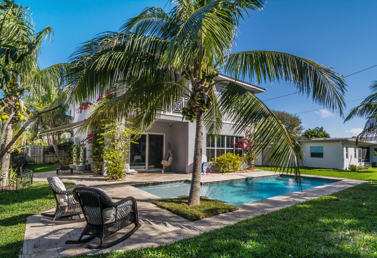374 Northeast 2nd Street Boca Raton, FL 33432 - Photo 3 of 26 b-1