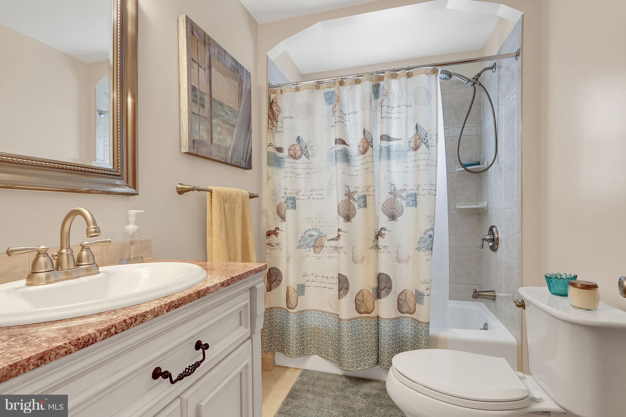 2501 Linwood Road Baltimore, MD 21234 - Photo 13 of 26 Bath (Master)