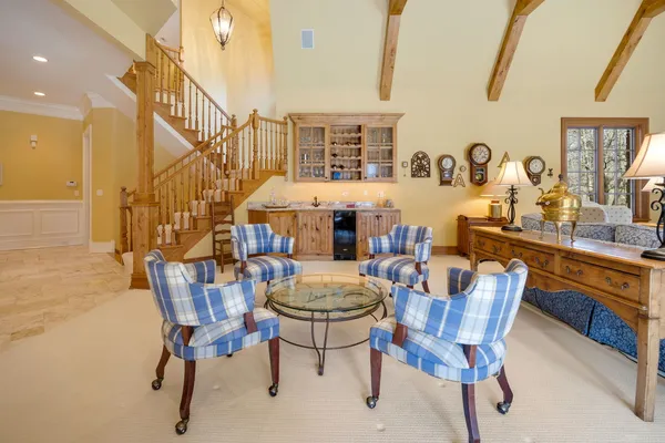 $2,600,000 | 33W551 Hub Road, Wayne, IL 60184