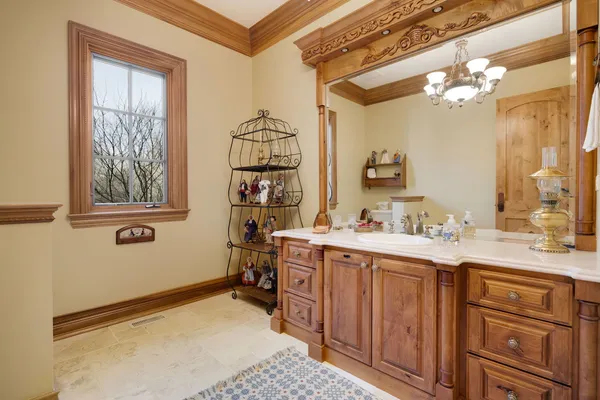 $2,600,000 | 33W551 Hub Road, Wayne, IL 60184