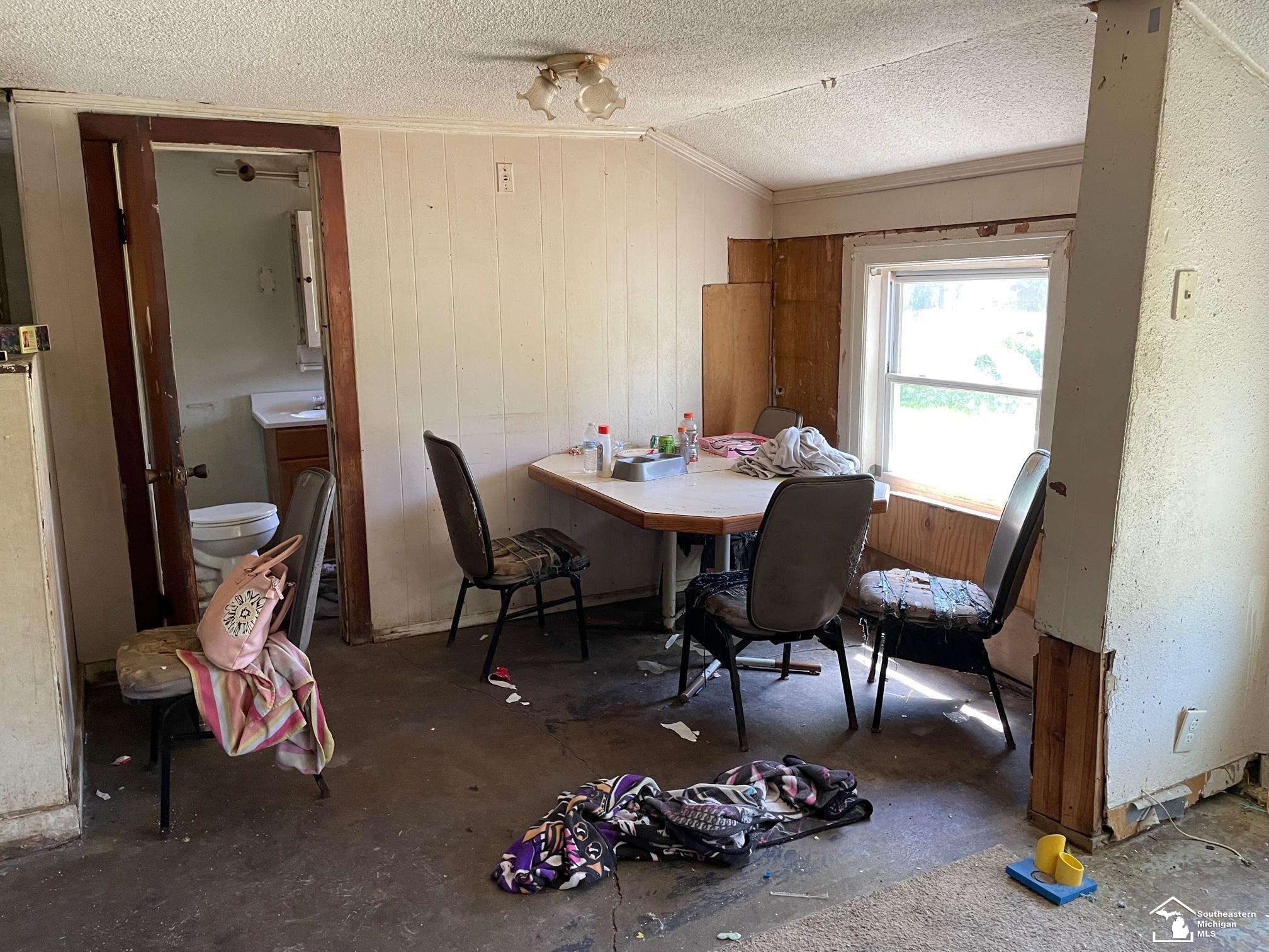 9235 Douglas Road Temperance, MI 48182 - Photo 35 of 53