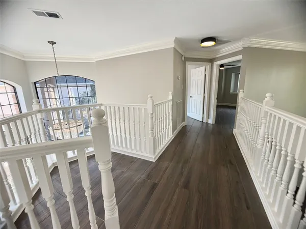 $2,500 | 8006 Oakwood Bend Drive, Houston, TX 77040