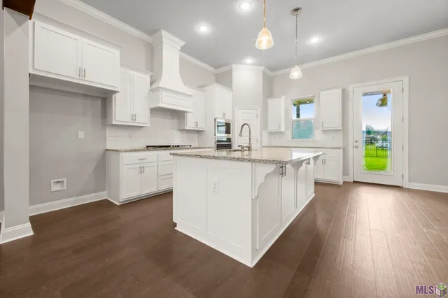 $324,900 | 59805 Thomas Ross Drive, Plaquemine, LA 70764