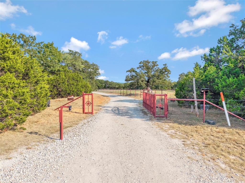 10537 East Lone Star Road Weatherford, TX 76088 - Photo 5 of 40