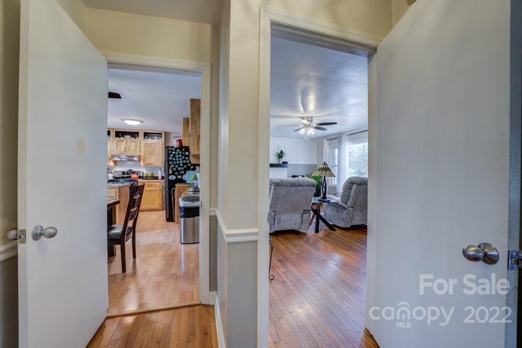 292 Brookside Camp Road Hendersonville, NC 28792 - Photo 13 of 41 a living room with furniture