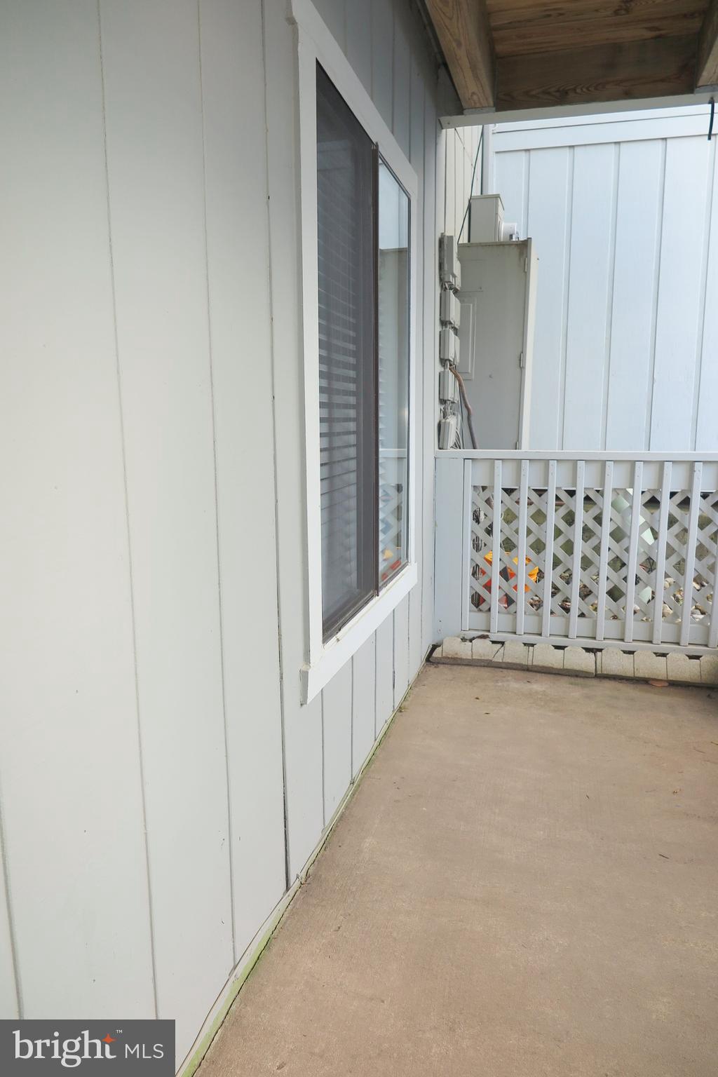 2211 Hunter's Run Drive, Unit 2211 Reston, VA 20191 - Photo 20 of 28 Patio