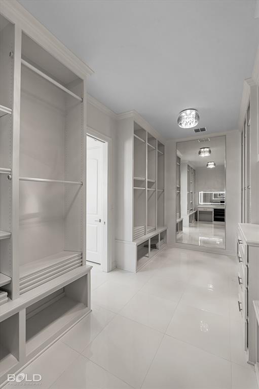 9480 McCain Road Shreveport, LA 71107 - Photo 23 of 40 a view of empty room with a furniture and a window