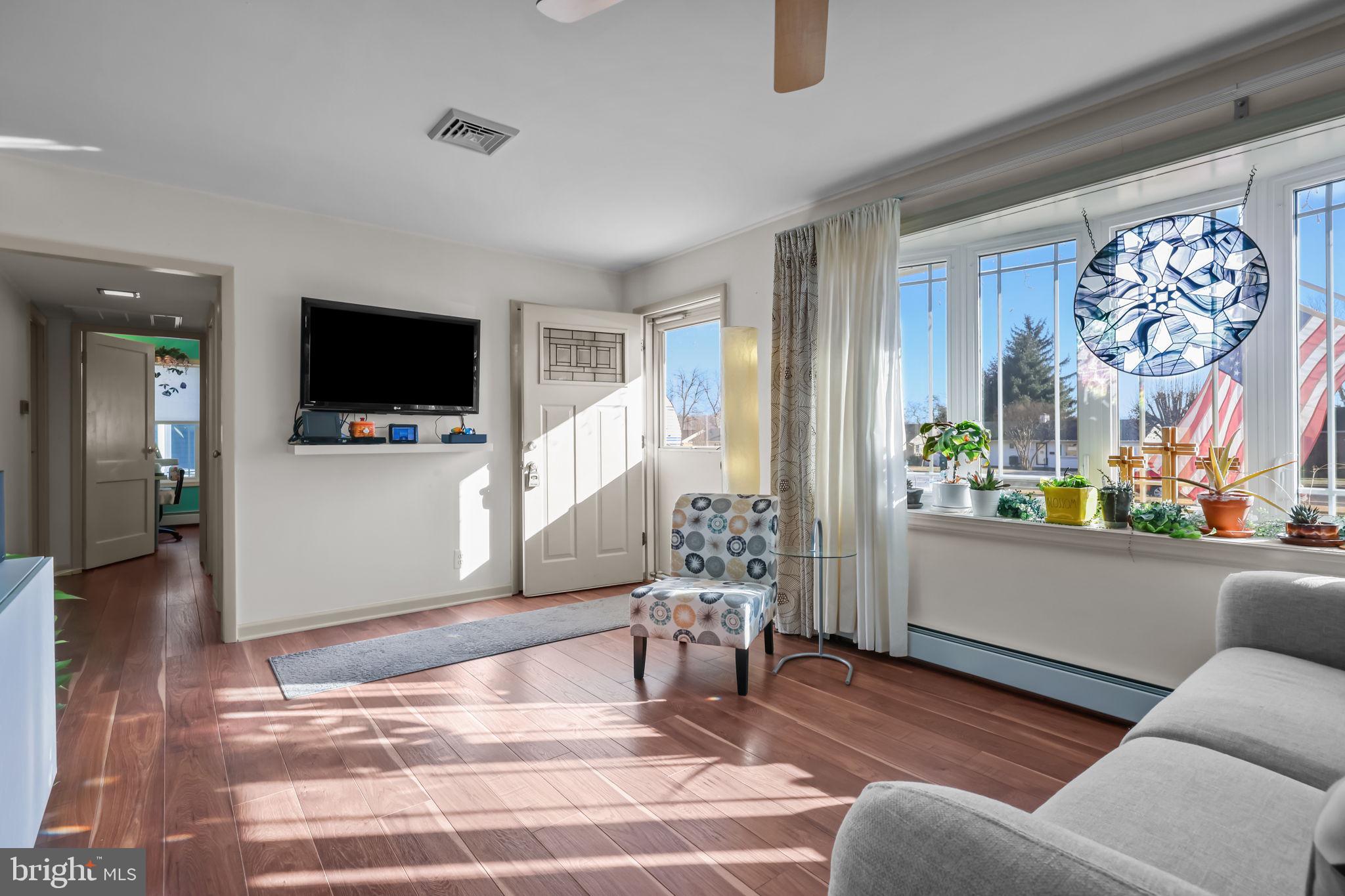 673 Trenton Road Fairless Hills, PA 19030 - Photo 3 of 28