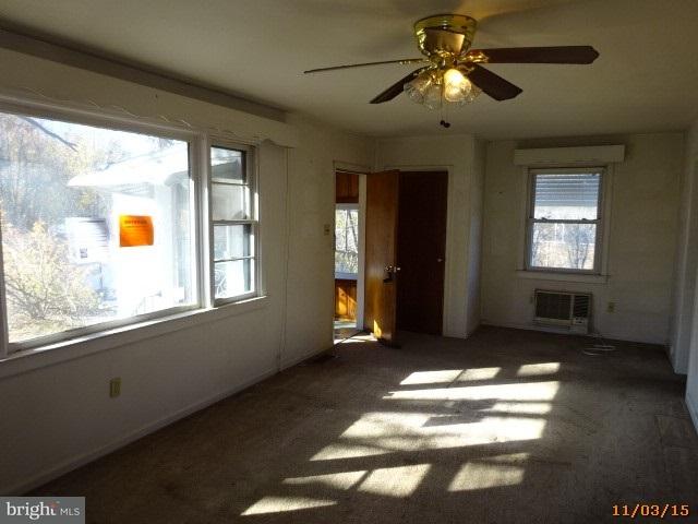 405 Village Road Harrisburg, PA 17112 - Photo 2 of 11 Gallery Image 2