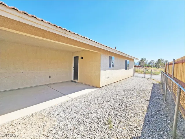 $1,235 | 600 San Lorenzo Street, Unit A, Pahrump, NV 89048