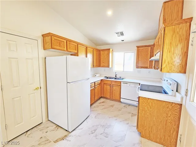 $1,235 | 600 San Lorenzo Street, Unit A, Pahrump, NV 89048