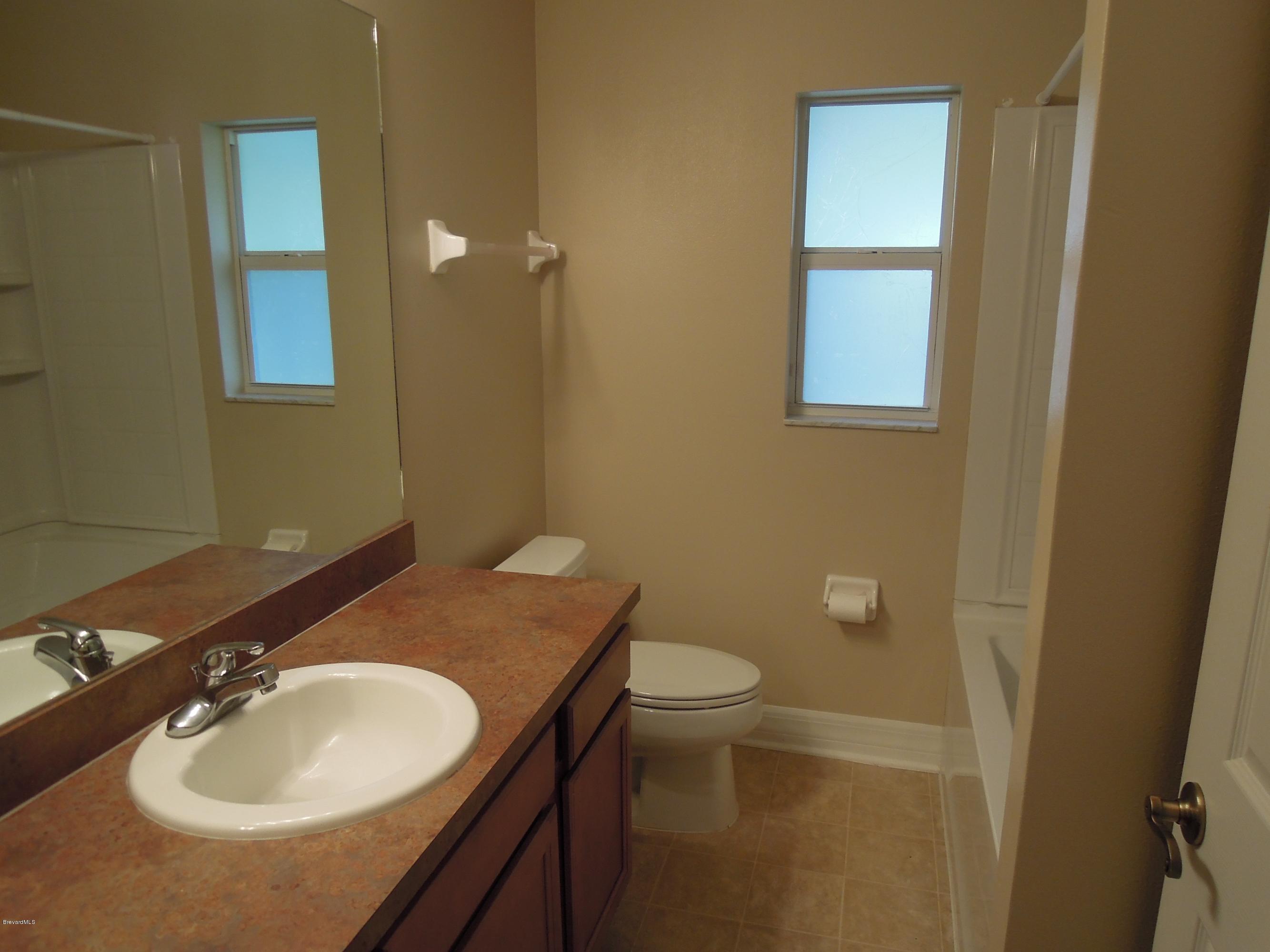 434 Oakleaf Street Southwest Palm Bay, FL 32908 - Photo 18 of 20 Oakleaf - 3-17-14 001