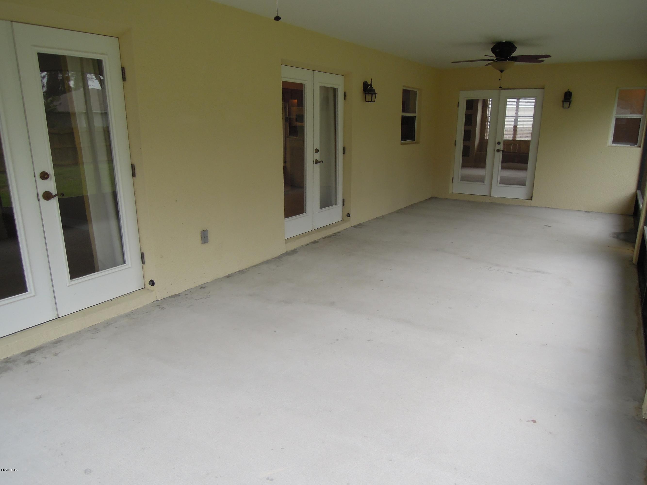 434 Oakleaf Street Southwest Palm Bay, FL 32908 - Photo 4 of 20 Oakleaf - 3-17-14 024