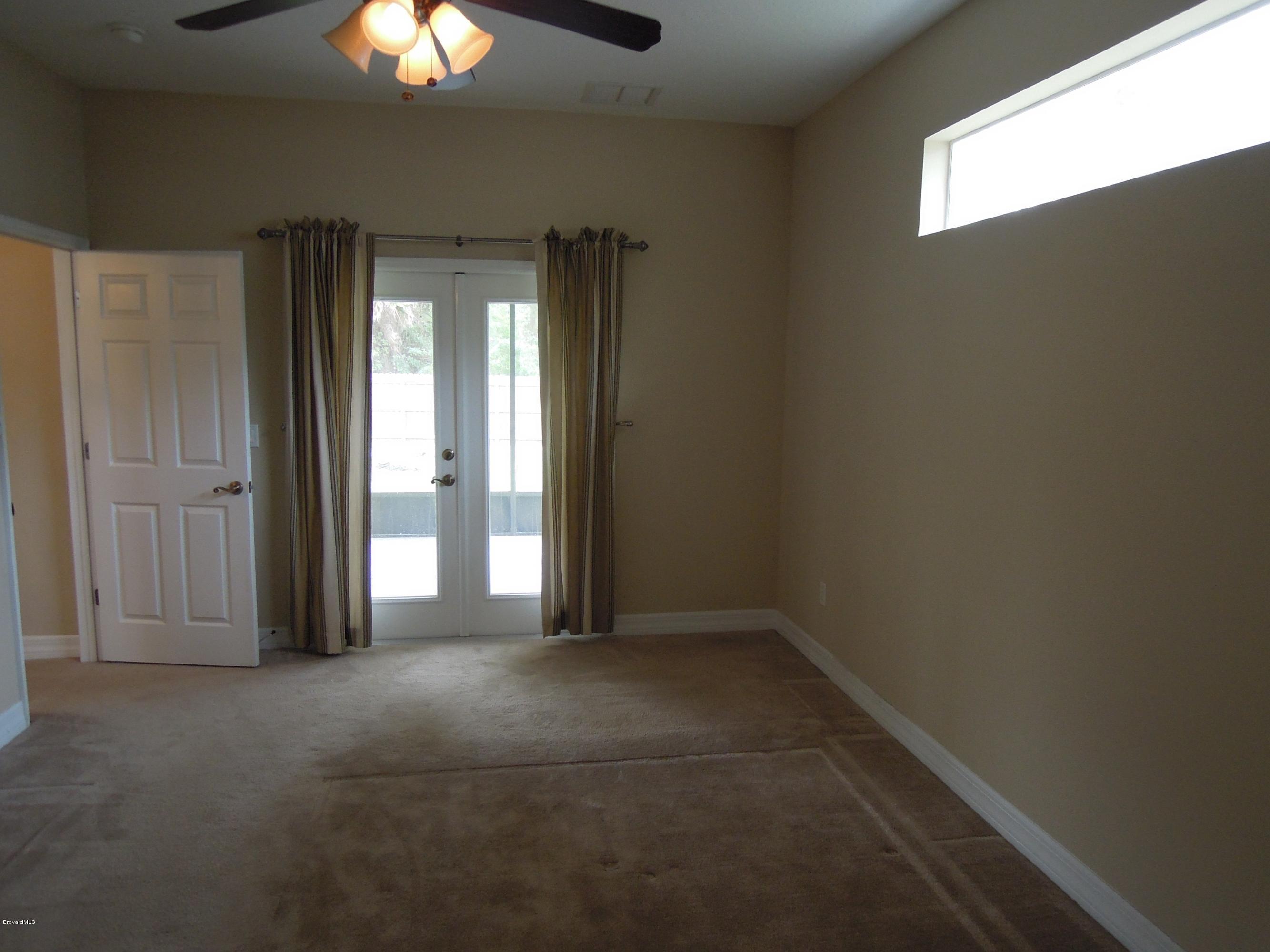 434 Oakleaf Street Southwest Palm Bay, FL 32908 - Photo 5 of 20 Oakleaf - 3-17-14 017