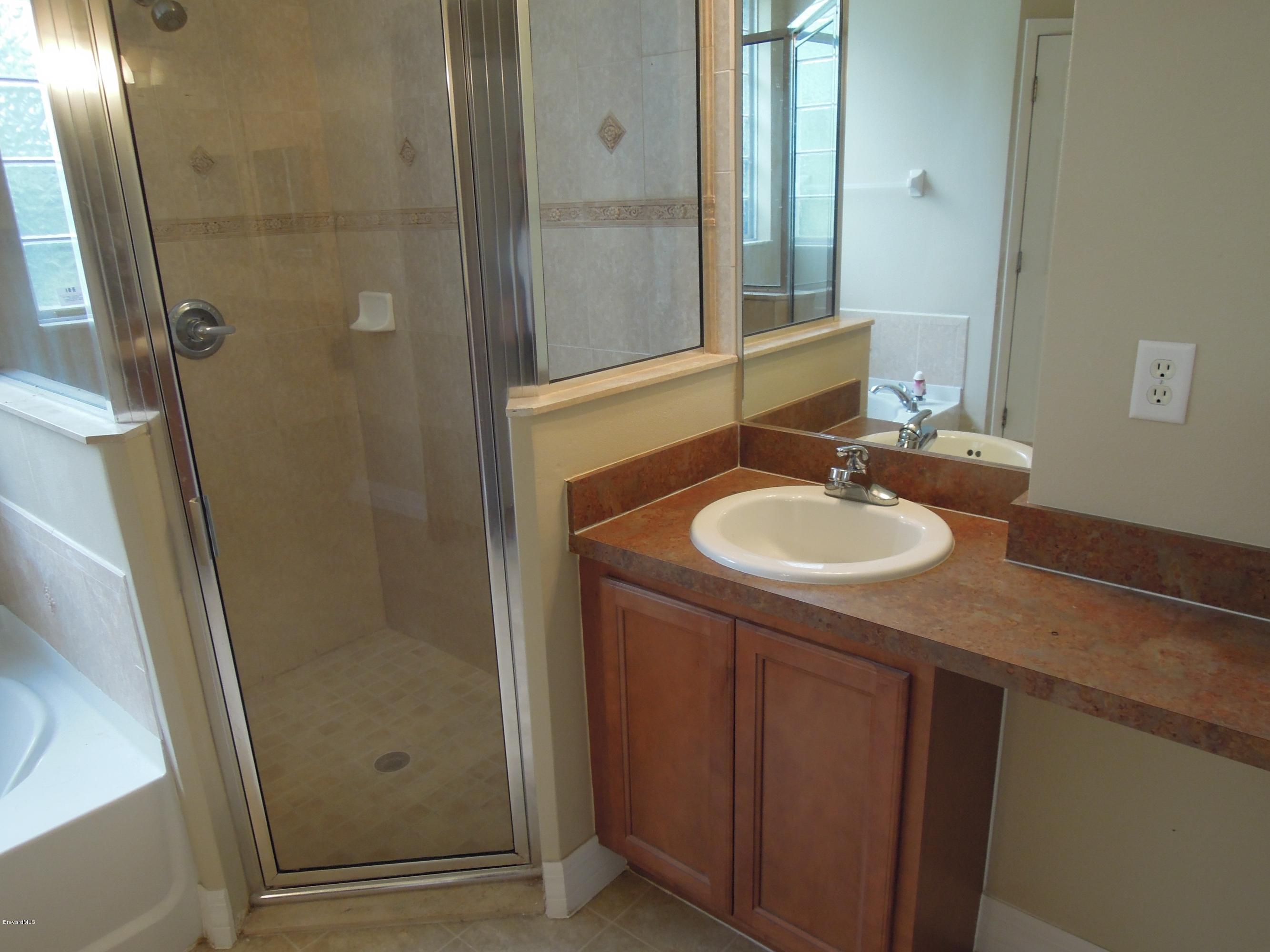434 Oakleaf Street Southwest Palm Bay, FL 32908 - Photo 6 of 20 Oakleaf - 3-17-14 018