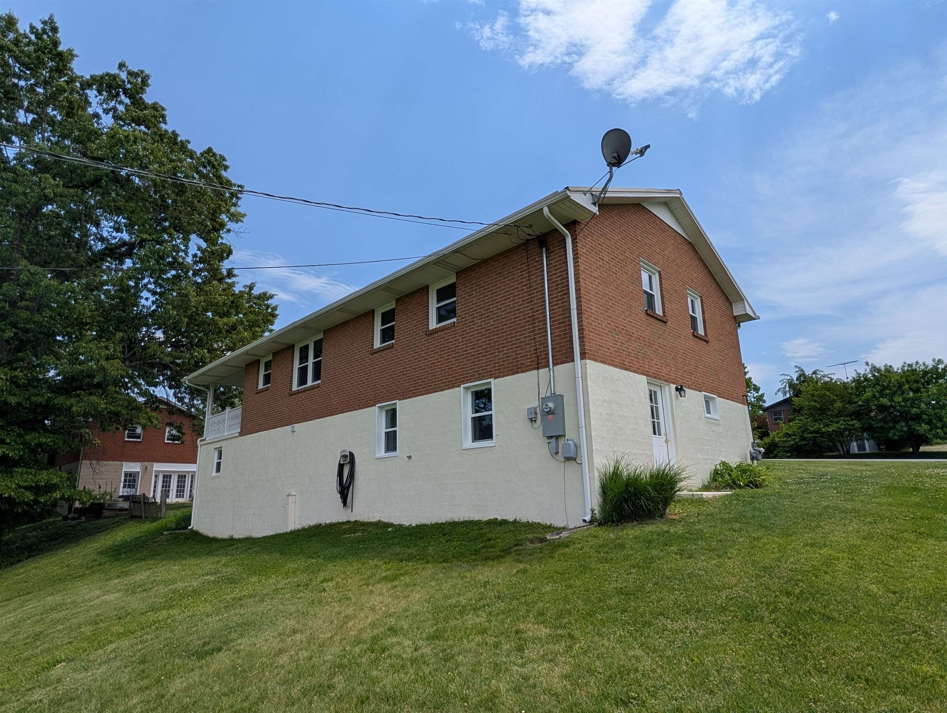 7681 Brandon Road Radford, VA 24141 - Photo 33 of 40 Gallery Image 33