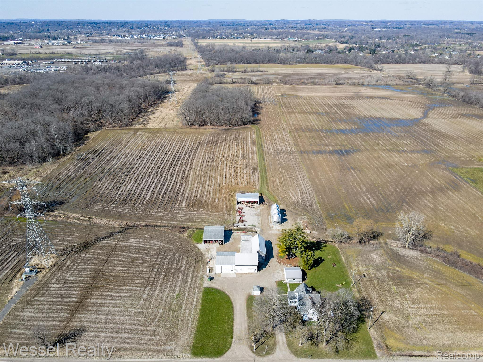72121 McFadden Road Armada, MI 48005 - Photo 2 of 47 Gallery Image 2