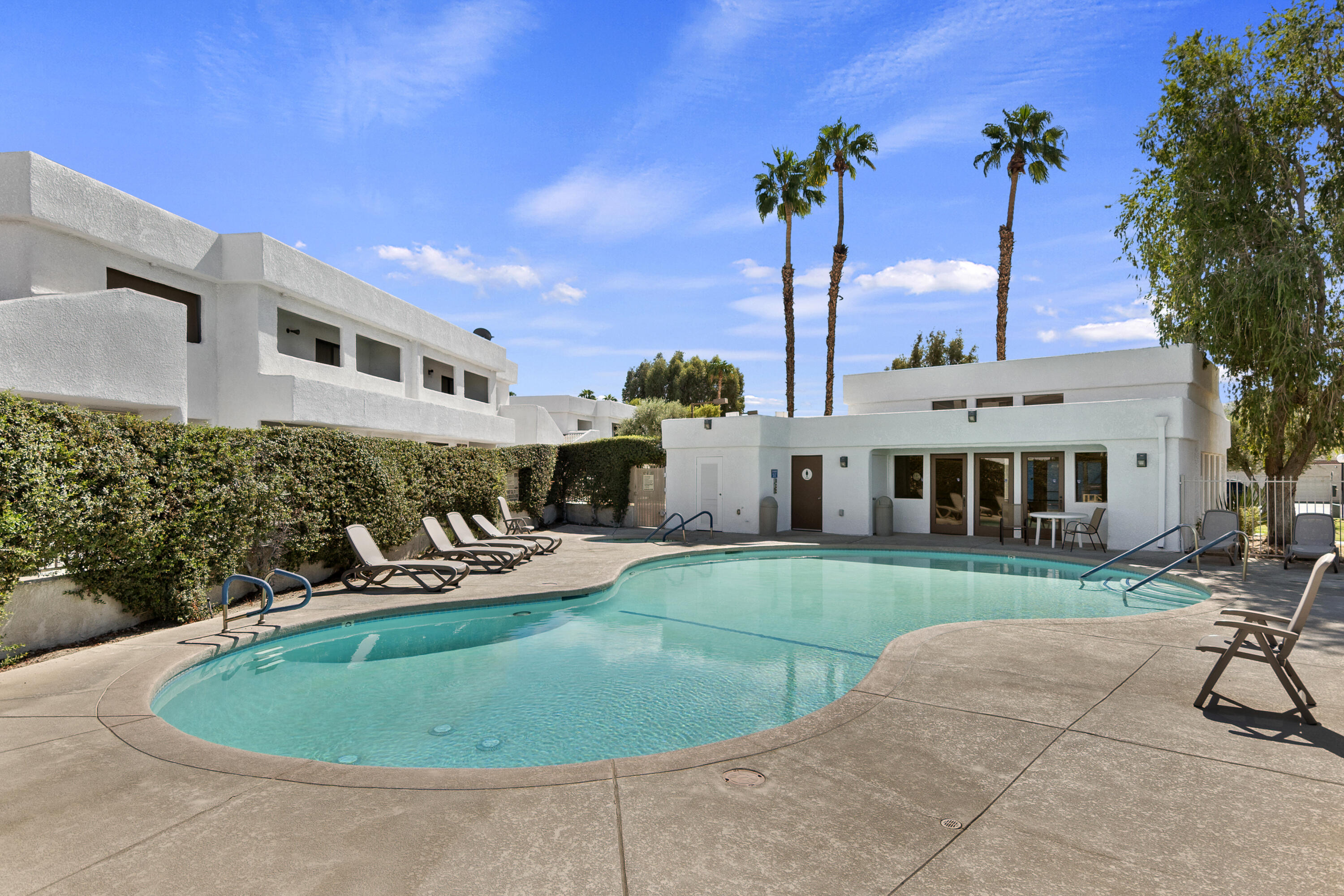 34211 Denise Way Rancho Mirage, CA 92270 - Photo 27 of 29 027_Clubhouse Community Pool