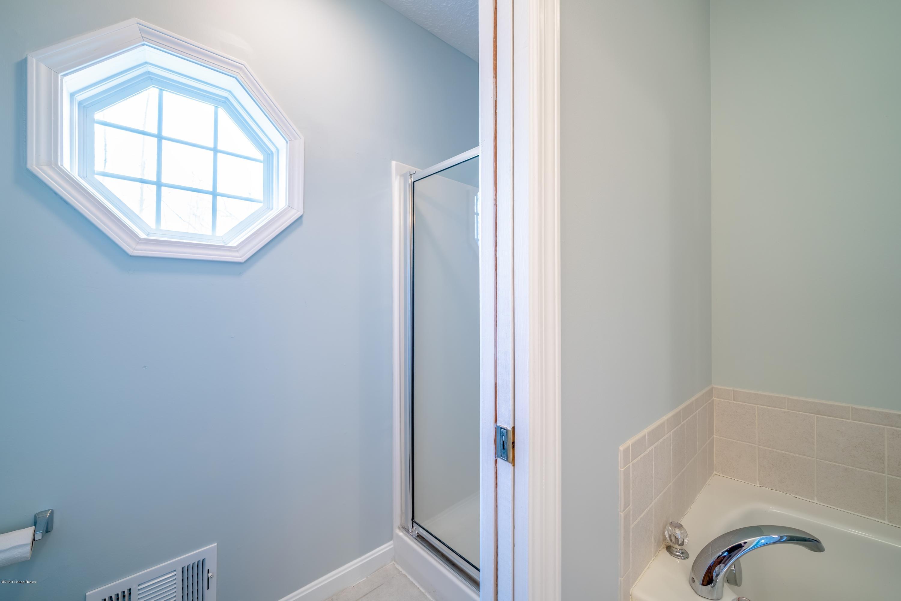 7711 Aspen Ridge Road Louisville, KY 40214 - Photo 28 of 45 7711 Aspen Ridge Road 29